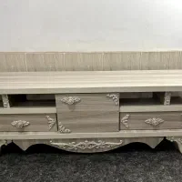 میزتلوزیون خیلی خوشگل درحدخیلی نو