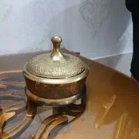 دو عدد قندون  برنجی|کلکسیون اشیاء عتیقه|تربت‌حیدریه, فردوسی جنوبی|دیوار