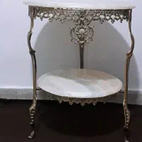 میز برنز درحدنو