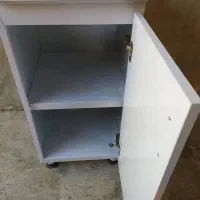 کمد تک خیلی تمیز جنس آلمینیوم