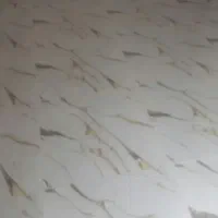 شاگرد کاشی کار