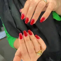 تخفیف ویژه خدمات ناخن  کاشت، ژل‌تیپس لمینت  پدیکور