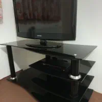 تلویزیون سامسونگ به همراه گیرنده و میز