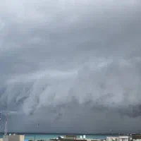 پیاده روی زیر بارون شیراز