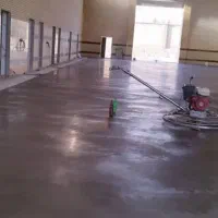 بتن ریزی با ماله پروانه