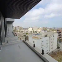آپارتمان-190-متری-باچشم-اندازبی-نظیردرمحوطه-کاخ
