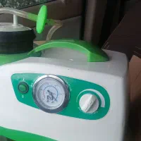 یک عدد دستگاه ساکشن