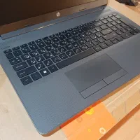 لپ تاپ کارکرده تمیز با کارتون