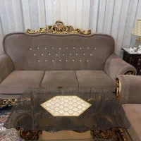 ۱عدد مبل ۳نفره|مبلمان خانگی و میز عسلی|نهاوند, |دیوار