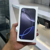 آیفون 16pro آکبند پک اصلی بدون ریجستیری