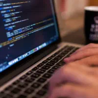 ساخت سایت و اپلیکیشن