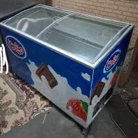 ۲عدد یخچال بستنی ۵۰۰لیتری میهن و دومینو سالم
