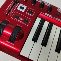 میدی کنترلر بهرینگر midi controler UMX250|پیانو، کیبورد، آکاردئون|چهاردانگه (تهران), |دیوار