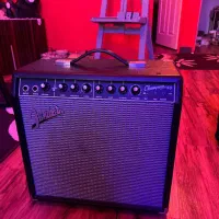 امپیلی Fender chmapion 40