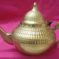قوری برنجی دستساز تزیینی