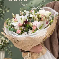 دسته گل طبیعی و‌مصنوعی