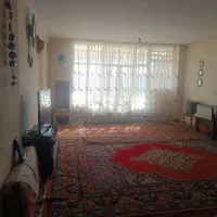 به یک  خانم برای نظافت منزل و آشپزی.  نیازمندیم