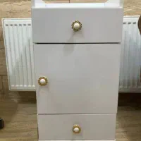 تخت مژه نو و همراه با سه صندلی میزناخن|آرایشگاه و سالنهای زیبایی|لاهیجان, طالقانی|دیوار