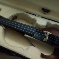 ویولن الکتریک یاماها yev 104|ویولن|اندیشه, اندیشه فاز ۳|دیوار