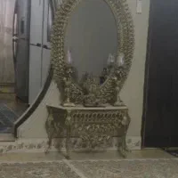 آیینه وکنسول