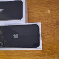 apple 11 zaa