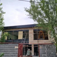 کارگر ملات گیر  سنگ کاری