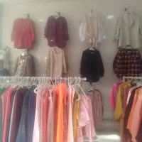 بعلت تغییر شغل کلیه اجناس حراج