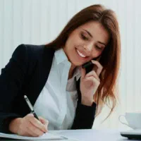 استخدام منشی خانم