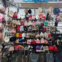 گوشگیر تاشو|لباس|نیشابور, امام خمینی|دیوار