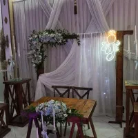 گل و بادکنک آرایی