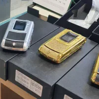 لاکچری خاص کمیاب VERTU flip|موبایل|تهران, گلستان (شهرک راه آهن)|دیوار