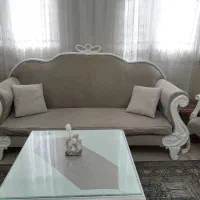 مبل و میز ناهارخوری