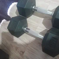 دمبل های 7 و نیم و 15 کیلویی