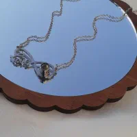 گردنبند بینهایت