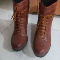 یک جفت پوتین سایز ۳۸|کیف، کفش، کمربند|لاهیجان, آهندان|دیوار