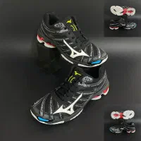 کفش والیبال اصل adidas اورجینال استوک قیمت مناسب