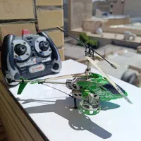 هلیکوپتر کنترلی اسباب‌بازی مناسب تعمیرکار یا قطعات