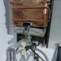 سرویس ابگرمکن بخاری .لوله کشی وکارهای تاسیسات