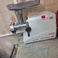 چرخ گوشت اصل ژاپن کاملا نو با تیغ اضافه