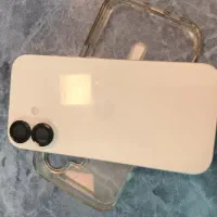 آیفون 16 در حد نو