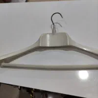 آویز لباس