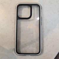 شارژر اورجینال و قاب گوشی آیفون