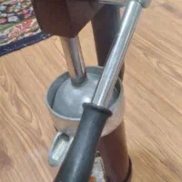 آبمیوه گیری دستی اهرمی چهار فصل|آبمیوه‌گیر و آب‌مرکبات‌گیر|کرمان, |دیوار