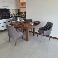 میز ناهار خوری کوچک چهار نفره