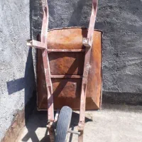 فرغون|ابزارآلات|مشهد, طبرسی شمالی|دیوار