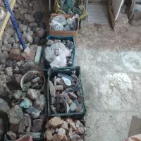 سنگهای قیمتی و نیمه قیمتی مناسب تراش و دکور|زیورآلات و اکسسوری|اصفهان, کلمه خوران|دیوار