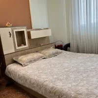 تخت و میز آرایش