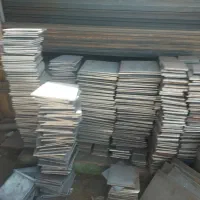 منشی خانم مجرد آشنا به کامپیوتر