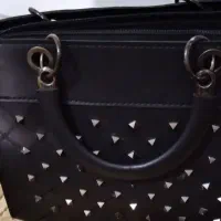 کیف دستی و بیرونی جادار