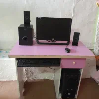 کامپیوتر با لوازم کامل|رایانه رومیزی|آفتاب, |دیوار